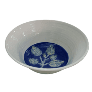 bowl porcelain blue with light green leaf detail 15x15x4cm (copy)