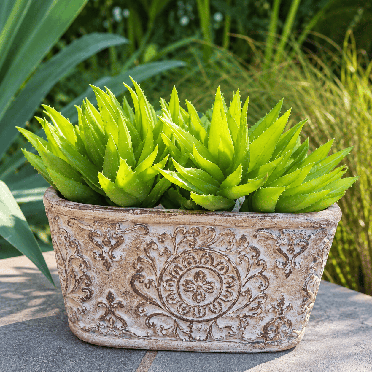 faux fleshy reed bud – green 19cm lifestyle faux fleshy reed bud – green 19cm lifestyle